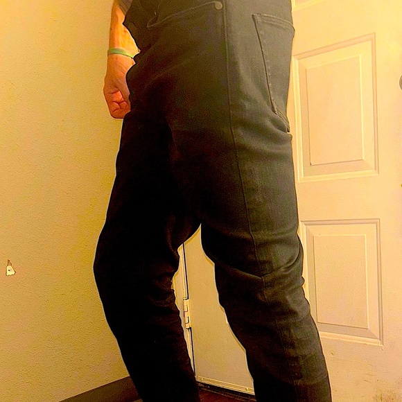 COPY - New John Elliott Jeans Men 31x33 Slim Fit Black 3-D selvedge Denim Made … - Picture 8 of 16